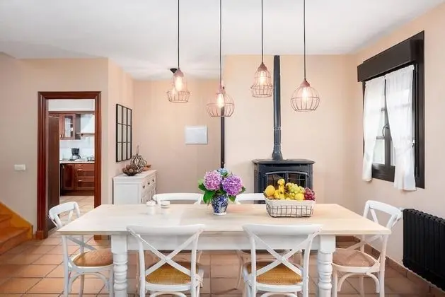 Ev, 4 Yatak Odası, Avlu