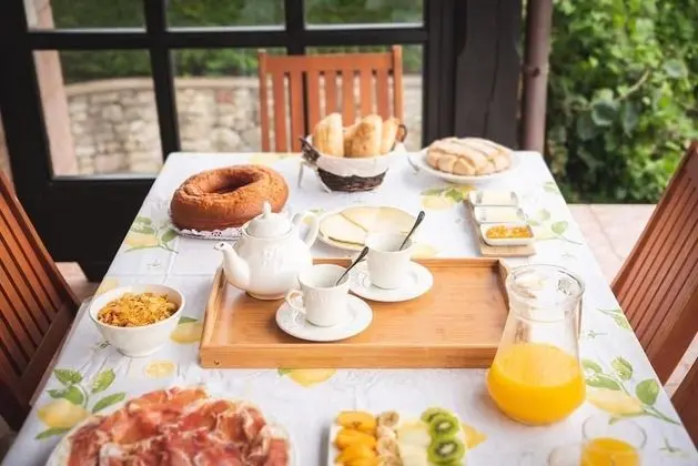 Ev, 4 Yatak Odası, Avlu