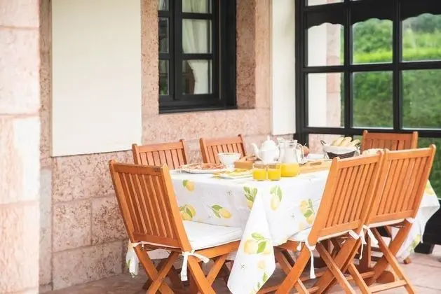 Ev, 4 Yatak Odası, Avlu