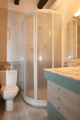 Tek Büyük Yataklı Oda, 1 En Büyük (King) Boy Yatak