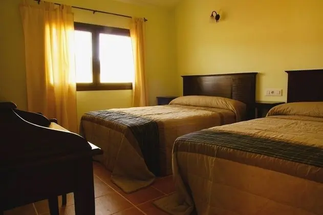 Grand Tek Büyük Yataklı Oda