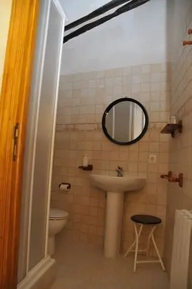 Basic Tek Büyük Yataklı Oda, Özel Banyo