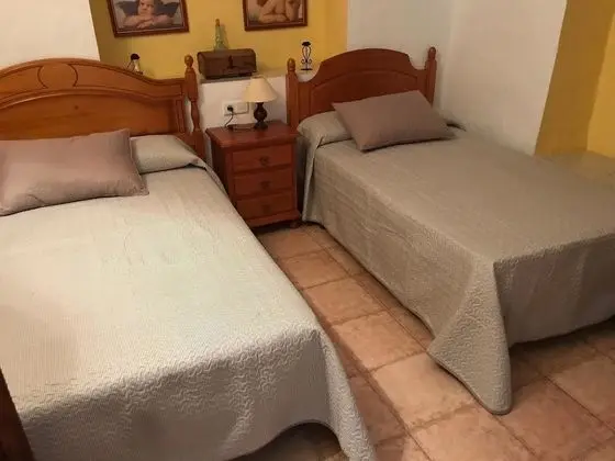 Ev, 4 Yatak Odası, Kişiye Özel Havuzlu