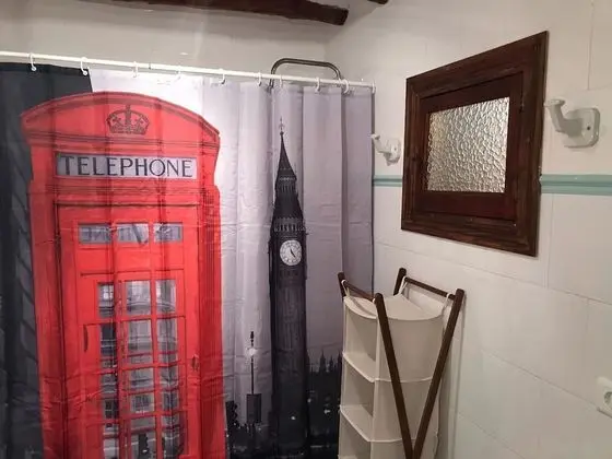 Ev, 4 Yatak Odası, Kişiye Özel Havuzlu