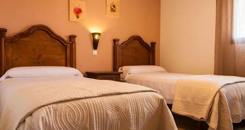 Tek Büyük veya İki Ayrı Yataklı Oda