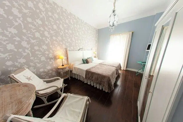 Comfort Tek Büyük veya İki Ayrı Yataklı Oda