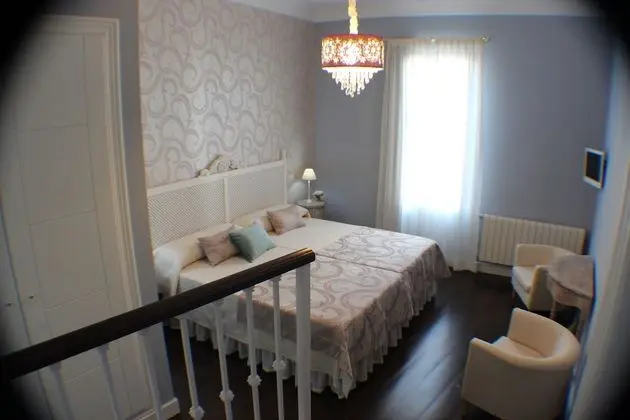 Comfort Tek Büyük veya İki Ayrı Yataklı Oda