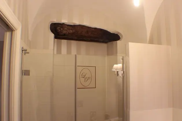 Comfort Tek Büyük veya İki Ayrı Yataklı Oda