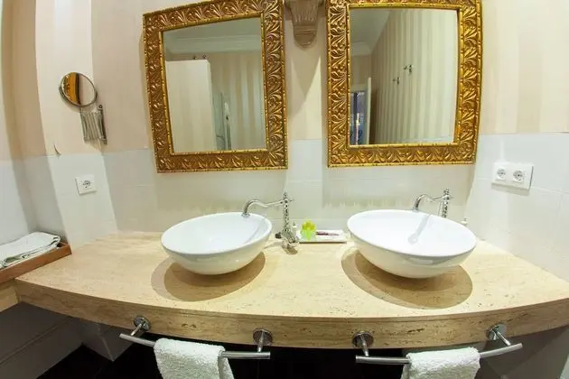 Süit, 2 Tek Kişilik Yatak