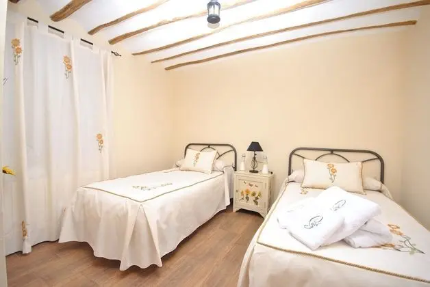 Traditional Ev, 5 Yatak Odası, Sigara İçilmez