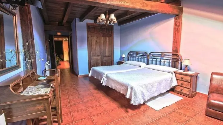 Tek Büyük veya İki Ayrı Yataklı Oda