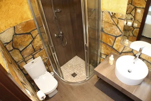 İki Ayrı Yataklı Oda, Özel Banyo