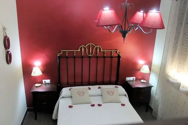 Tek Büyük Yataklı Oda, Ortak Banyo