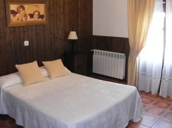 Economy Tek Büyük Yataklı Oda