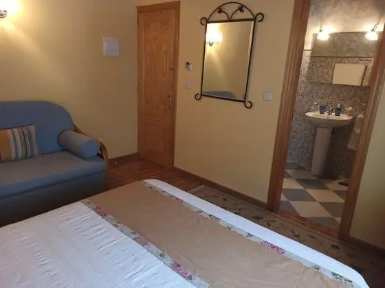 Tek Büyük Yataklı Oda