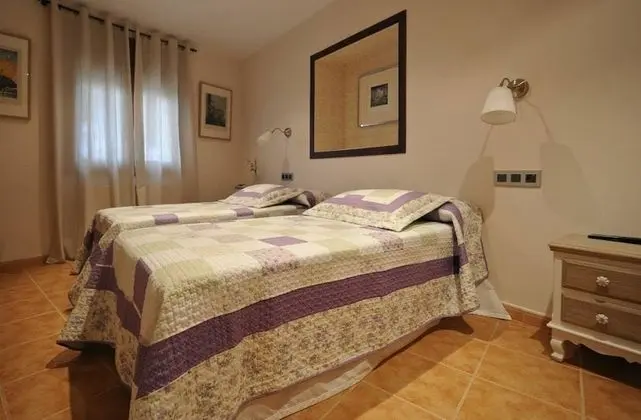 Traditional Ev, Birden Çok Yatak Odası, Engellilere Uygun, Kişiye Özel Havuzlu