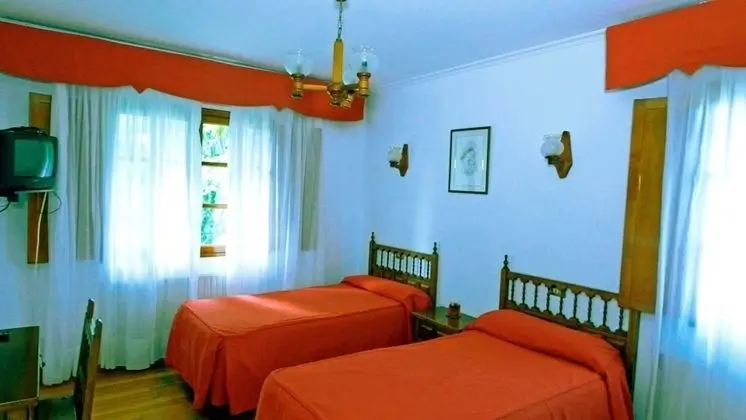 İki Ayrı Yataklı Oda, Bahçe Manzaralı