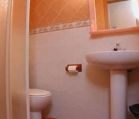 İki Ayrı Yataklı Oda, Özel Banyo