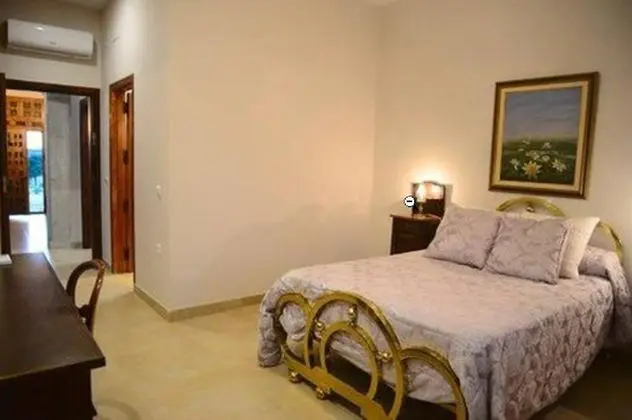 Tek Büyük Yataklı Oda, 1 Çift Kişilik Yatak