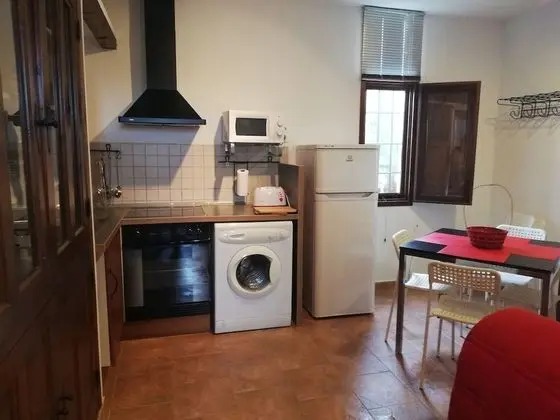 Casas Rurales para grupos (24-28 personas)