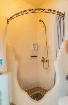 Standard Tek Büyük Yataklı Oda (Frida)