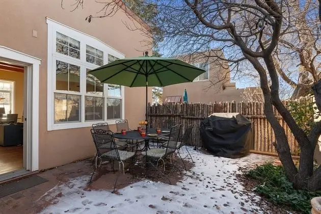 Ev (Casa Sage - Unbeatable Location, Stun)