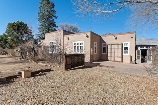 Ev (Casa Sage - Unbeatable Location, Stun)