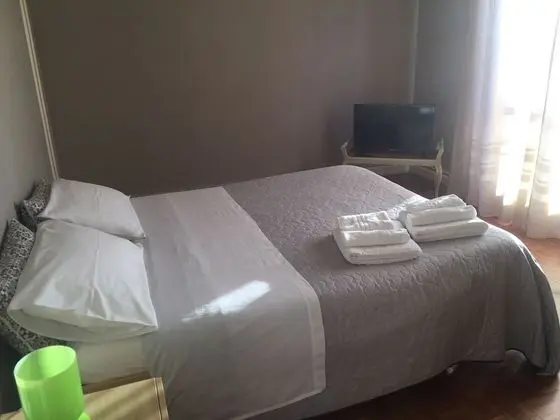 Tek Büyük Yataklı Oda, 1 Büyük (Queen) Boy Yatak, Ortak Banyo