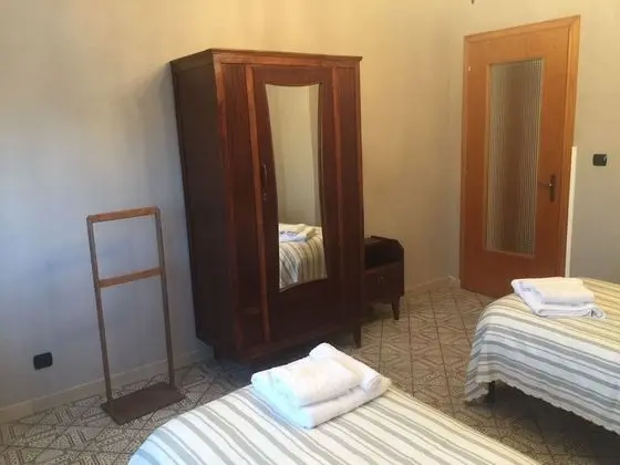 Tek Büyük Yataklı Oda, 1 Büyük (Queen) Boy Yatak, Ortak Banyo