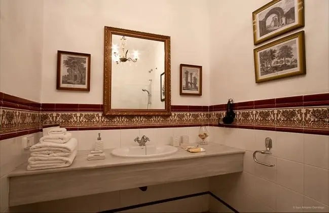 Superior Tek Büyük Yataklı Oda, Şehir Manzaralı