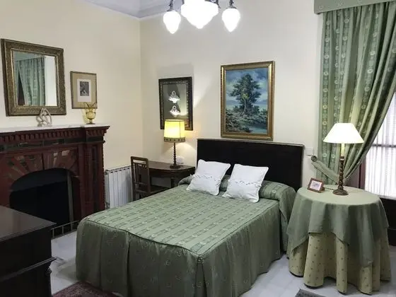 Tek Büyük Yataklı Oda