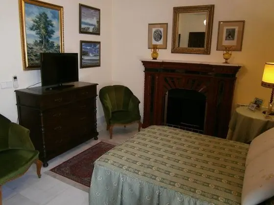 Tek Büyük Yataklı Oda