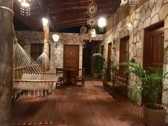 Tek Büyük Yataklı Oda, 2 Çift Kişilik Yatak