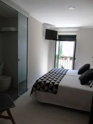 Tek Büyük Yataklı Oda, Balkon