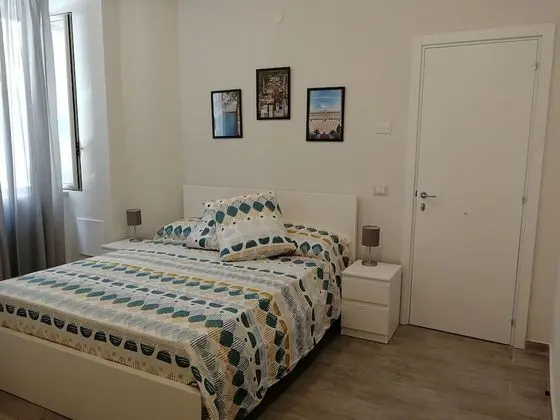 Economy Tek Büyük Yataklı Oda