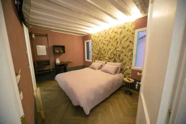 Deluxe Tek Büyük Yataklı Oda