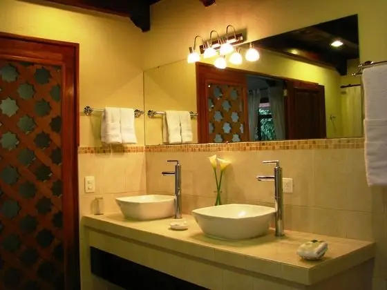 Junior Oda, Bahçe Manzaralı