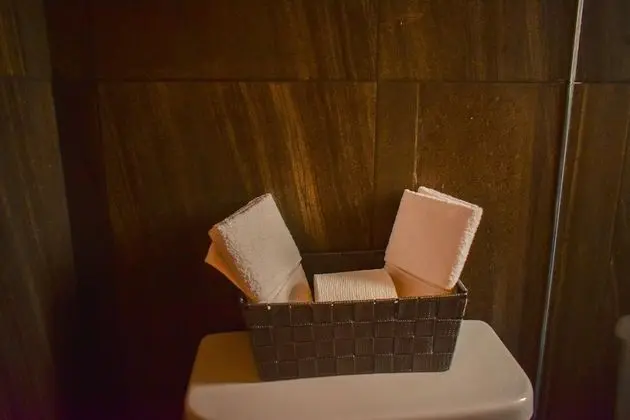 Süit, 1 En Büyük (King) Boy Yatak, Sigara İçilmez