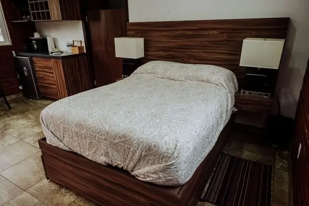 Standard Kulübe, Bahçe Manzaralı