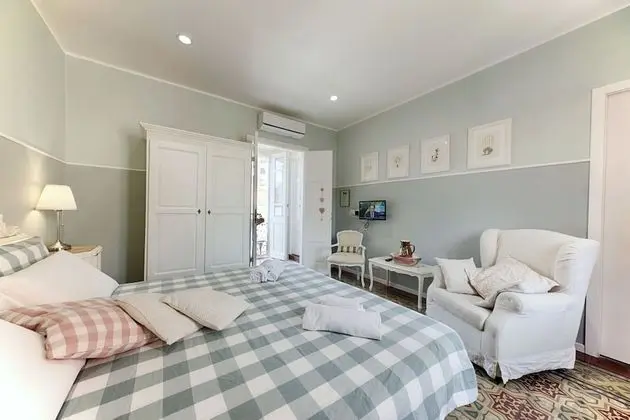 Romantic Tek Büyük Yataklı Oda, Bahçe Manzaralı
