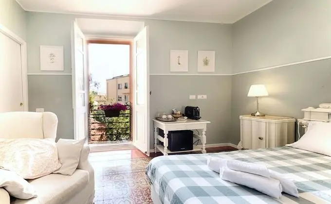 Romantic Tek Büyük Yataklı Oda, Bahçe Manzaralı