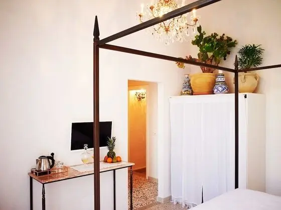 Tek Büyük Yataklı Oda, Balkon, Şehir Manzaralı