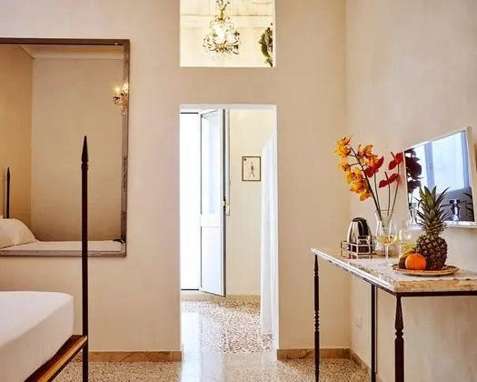 Tek Büyük Yataklı Oda, Teras, Tepe Manzaralı