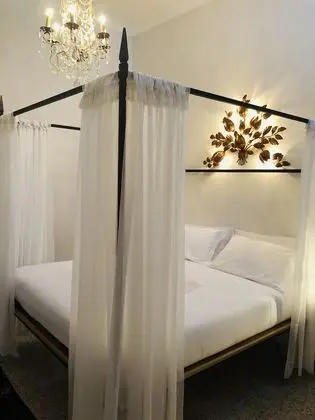 Tek Büyük Yataklı Oda, Teras, Tepe Manzaralı