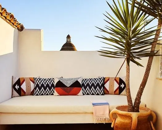 Tek Büyük Yataklı Oda, Teras, Tepe Manzaralı