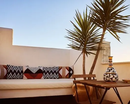 Tek Büyük Yataklı Oda, Teras, Tepe Manzaralı