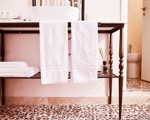 Tek Büyük Yataklı Oda, Teras, Tepe Manzaralı