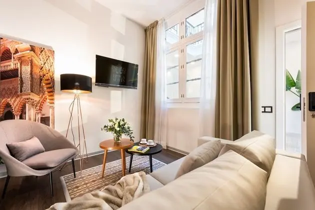 Apart Daire, Şehir Manzaralı