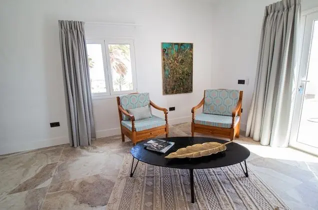 Queen Suite with Sea View