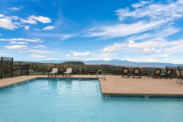 Ev (Casa Serena - Breathtaking and Peacef)